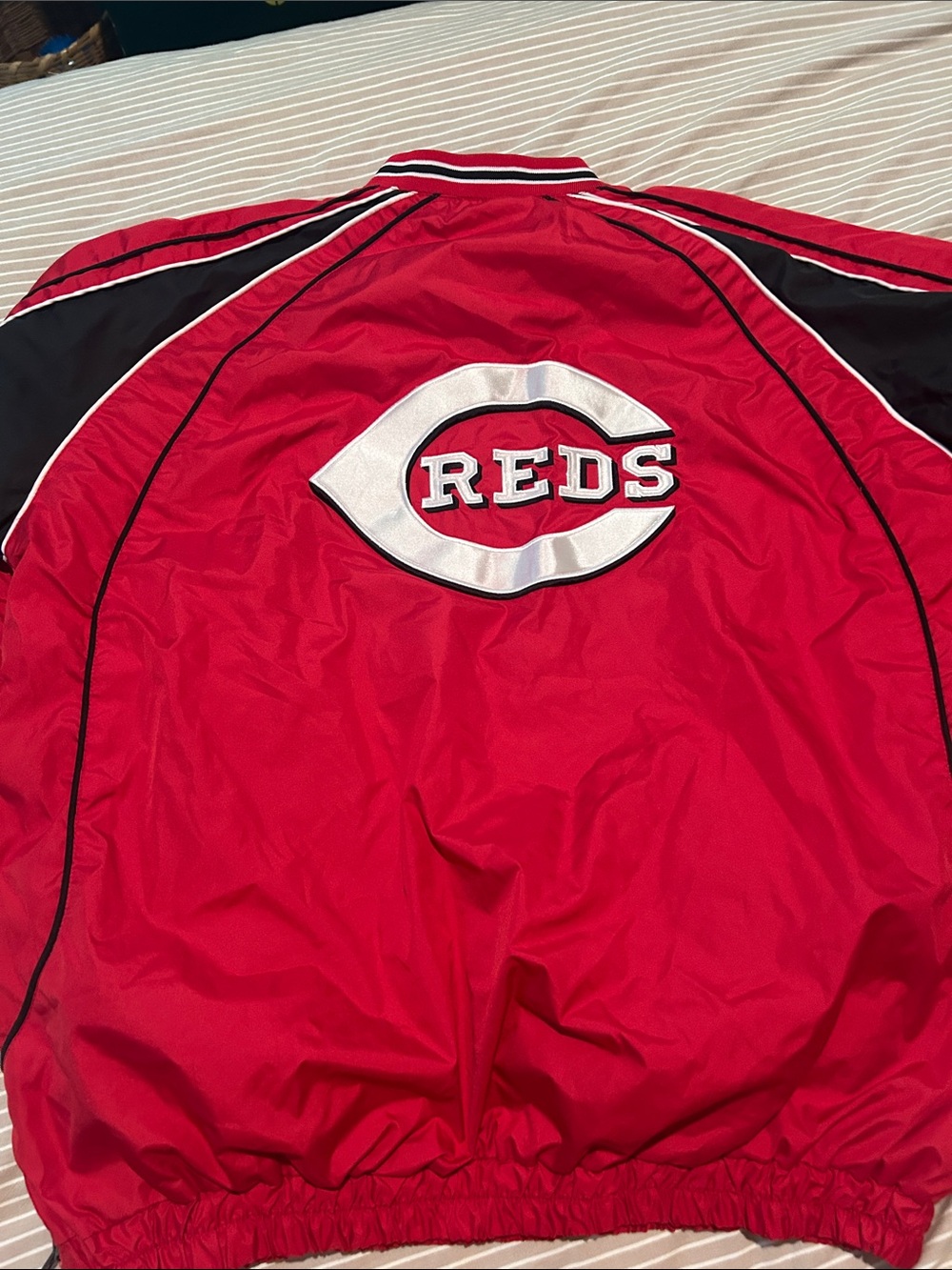 Cincinnati Reds Baseball Pullover Like New!